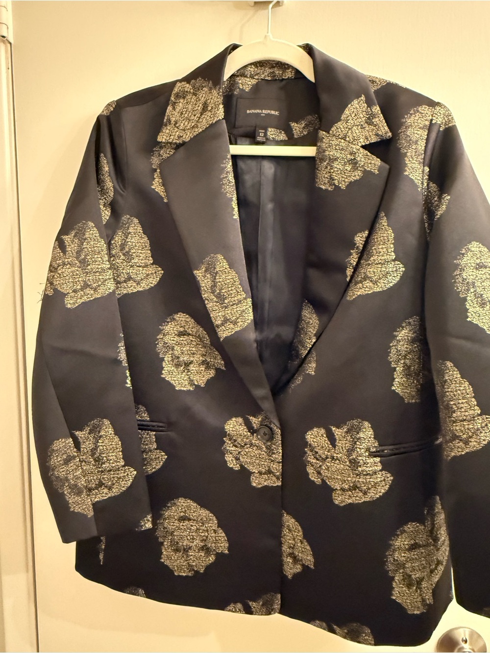 Banana Republic Metallic Floral Black Blazer 12 Petite - super elegant ! - Picture 5 of 5